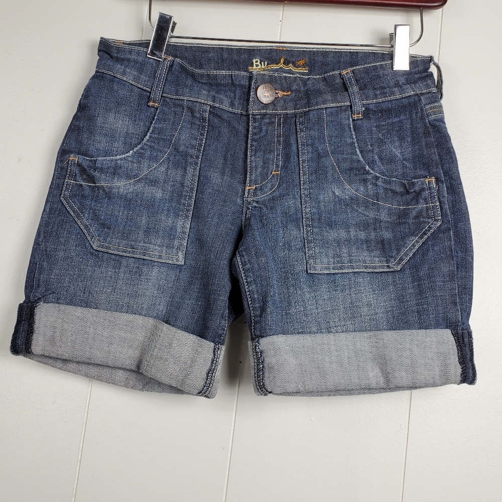 Malibu folded hem 7" jean shorts size 27 - Picture 11 of 11